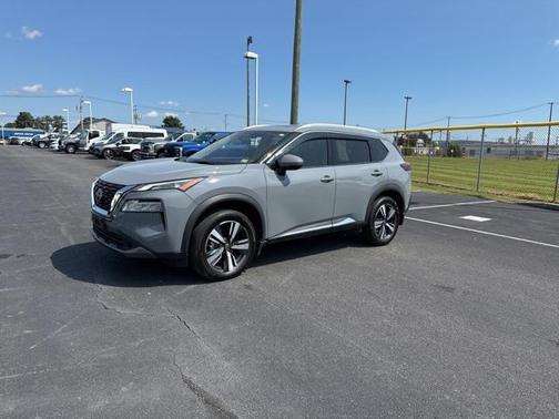 2023 Nissan Rogue SL