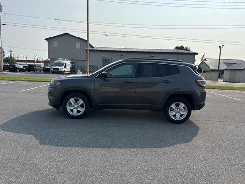 2022 Jeep Compass Latitude
