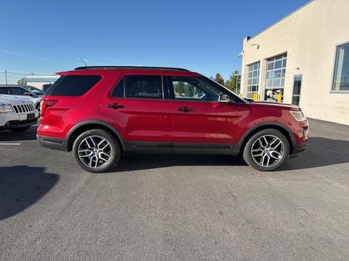2018 Ford Explorer Sport