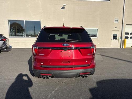 2018 Ford Explorer Sport