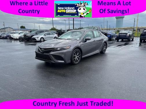 2022 Toyota Camry SE