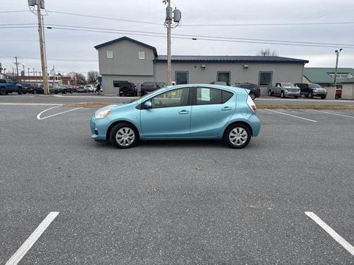 2014 Toyota Prius c Two