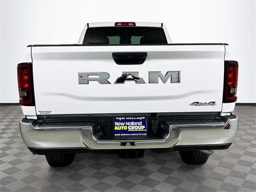 2026 RAM 2500 Tradesman Crew Cab 4x4 8' Box