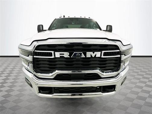 2026 RAM 2500 Tradesman Crew Cab 4x4 8' Box