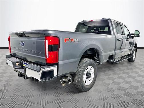2026 Ford F-350 XLT