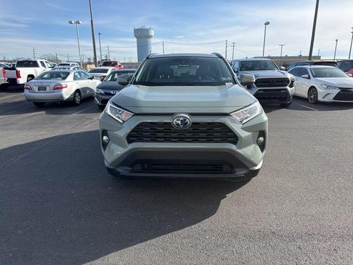 2021 Toyota RAV4 Hybrid XLE Premium