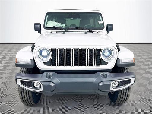 2026 Jeep Wrangler 4-Door Sahara 4x4