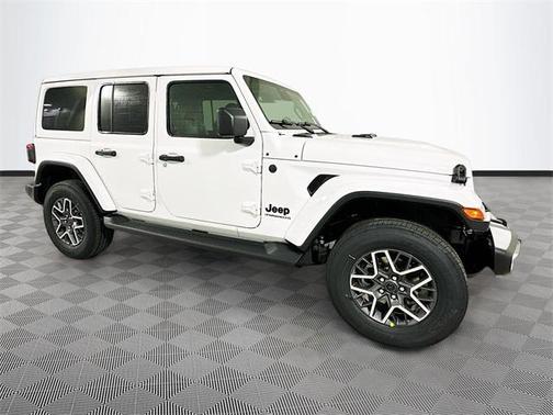 2026 Jeep Wrangler 4-Door Sahara 4x4