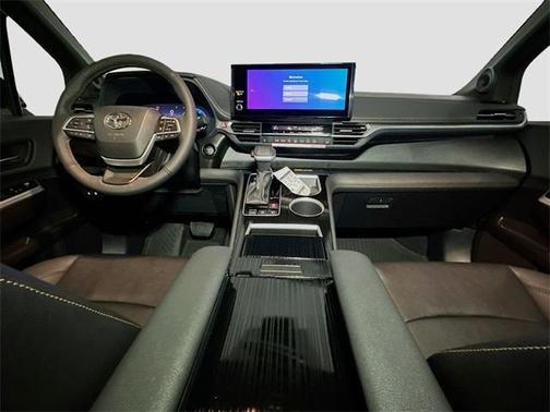 2026 Toyota Sienna 