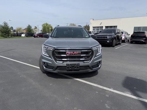 2023 GMC Terrain AWD AT4