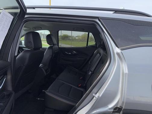 2023 GMC Terrain AWD AT4