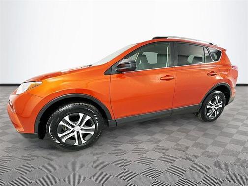 2016 Toyota RAV4 LE
