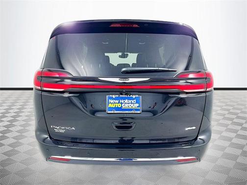 2026 Chrysler Pacifica L