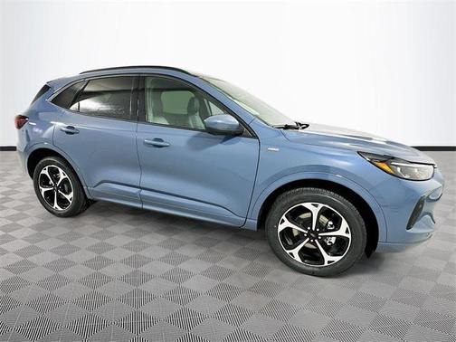 2026 Ford Escape ST-Line Elite