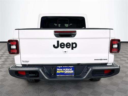 2025 Jeep Gladiator High Tide