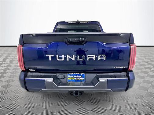 2025 Toyota Tundra Hybrid Platinum