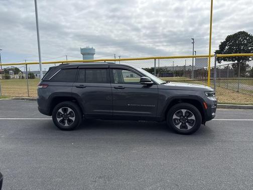 2024 Jeep Grand Cherokee 4xe Base