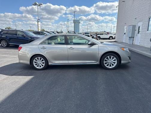 2013 Toyota Camry Hybrid XLE