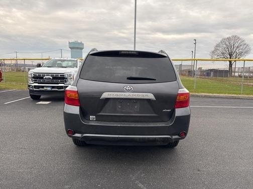 2010 Toyota Highlander SE