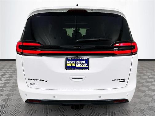 2026 Chrysler Pacifica Limited