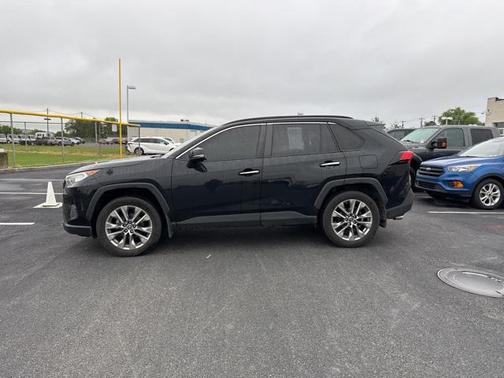 2019 Toyota RAV4 Limited