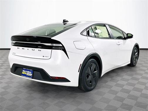 2026 Toyota Prius Plug-In Hybrid SE