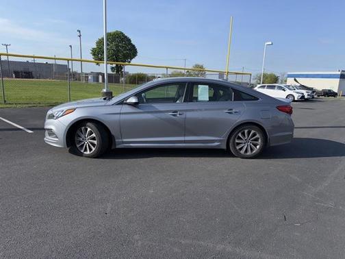2015 Hyundai SONATA Sport