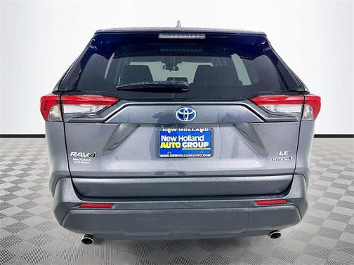 2022 Toyota RAV4 Hybrid LE