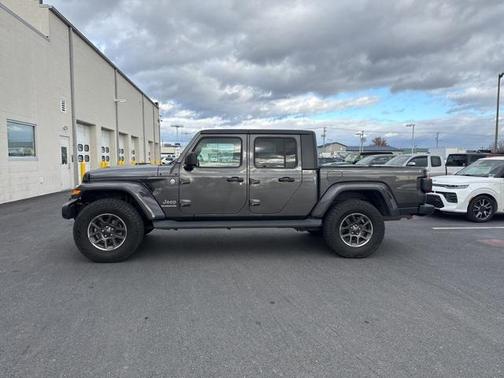 2020 Jeep Gladiator Overland