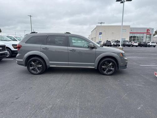 2019 Dodge Journey Crossroad