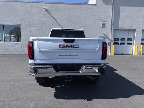2024 GMC Sierra 3500 SLT
