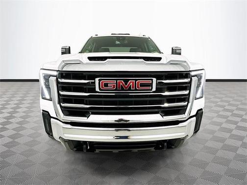 2024 GMC Sierra 3500 SLT
