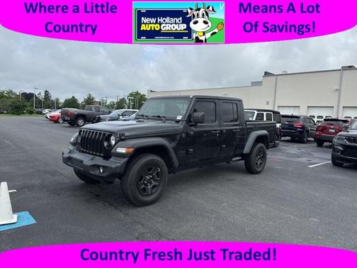 2022 Jeep Gladiator Sport