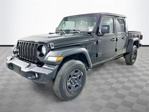 2022 Jeep Gladiator Sport