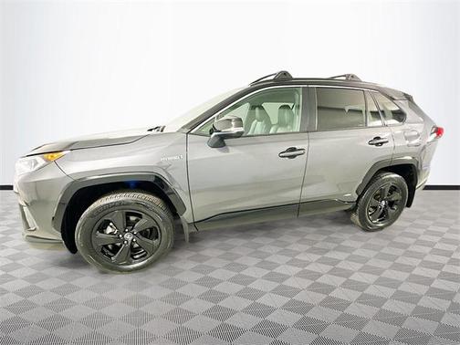 2020 Toyota RAV4 Hybrid SE