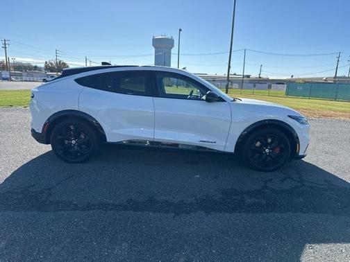 2022 Ford Mustang Mach-E Premium