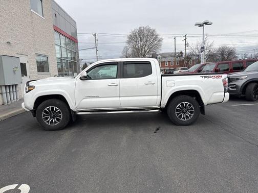 2022 Toyota Tacoma TRD Sport