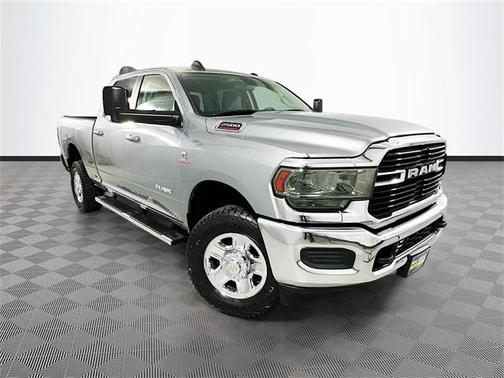 2020 RAM 2500 Big Horn Crew Cab 4X4 6'4' Box