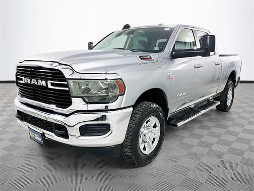 2020 RAM 2500 Big Horn Crew Cab 4X4 6'4' Box