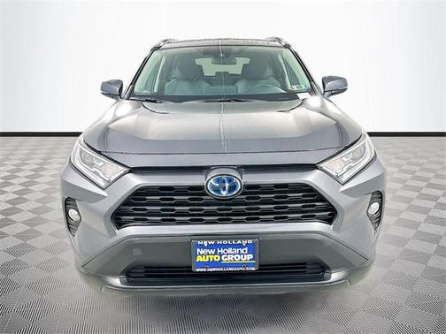 2020 Toyota RAV4 Hybrid XLE