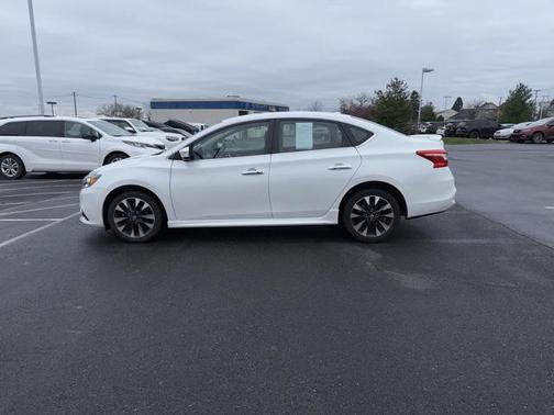 2016 Nissan Sentra SR