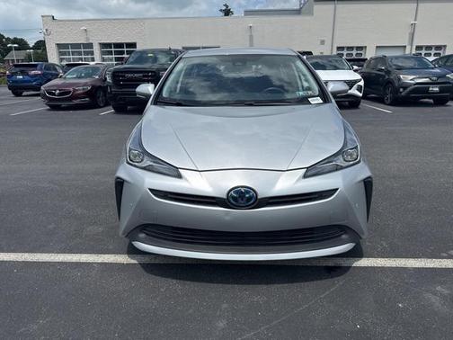 2022 Toyota Prius LE