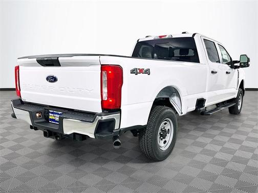 2025 Ford F-250 XL