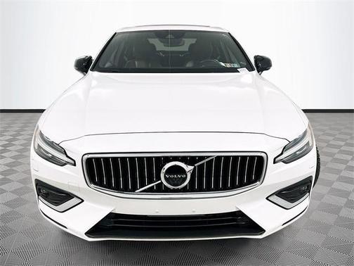 2022 Volvo S60 T5