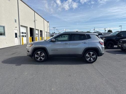 2017 Jeep New Compass Latitude