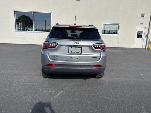 2017 Jeep New Compass Latitude