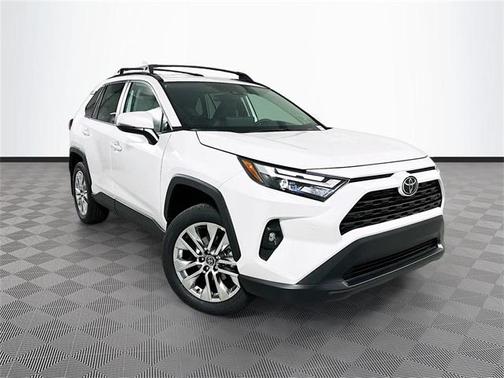 2025 Toyota RAV4 XLE Premium