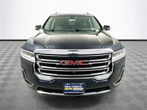 2022 GMC Acadia AWD AT4