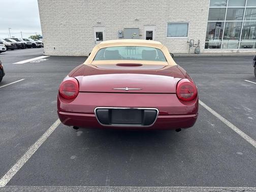 2004 Ford Thunderbird Base