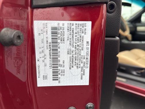 2004 Ford Thunderbird Base